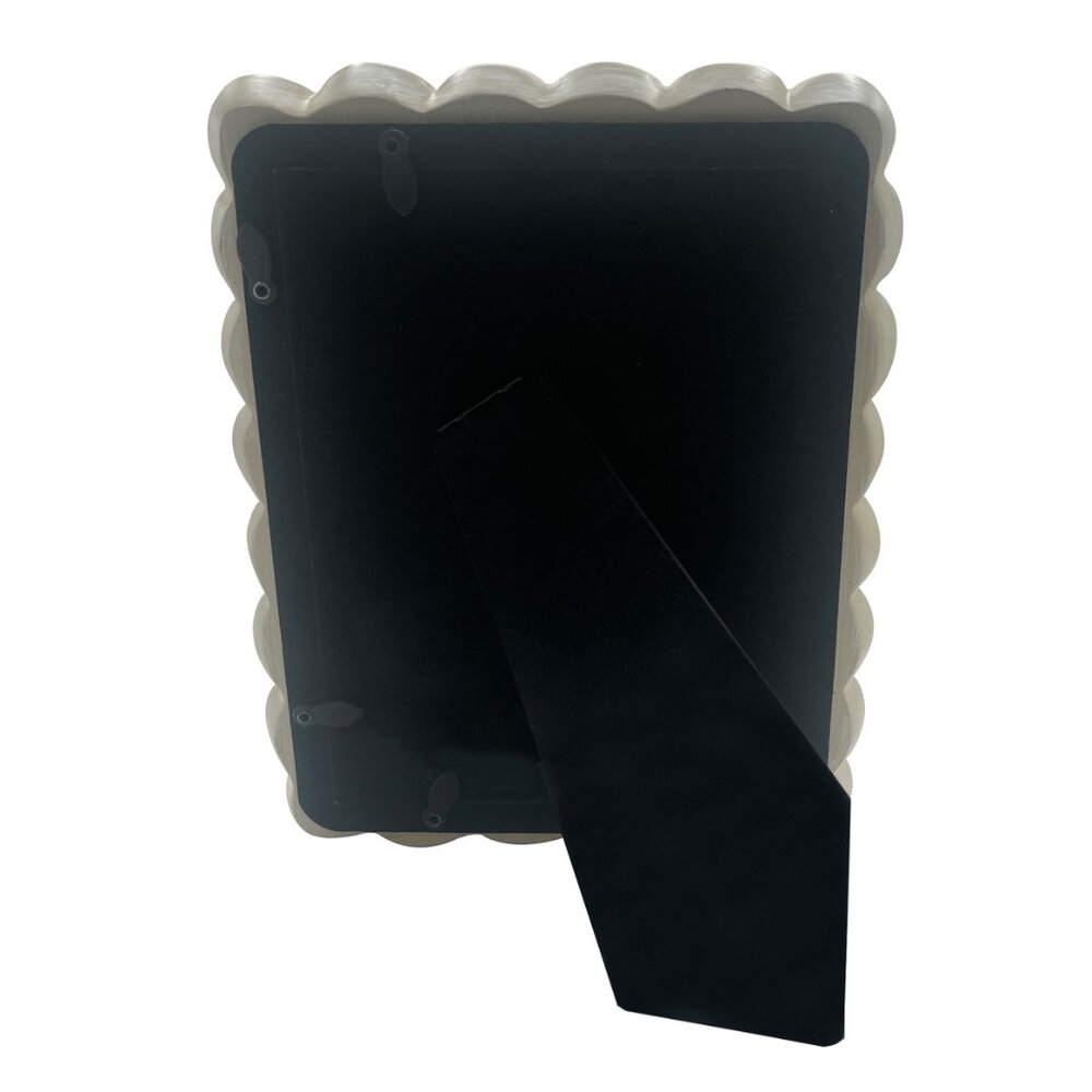 Pearlized Scalloped 5x7 Picture Frame - Picture 3 of 3